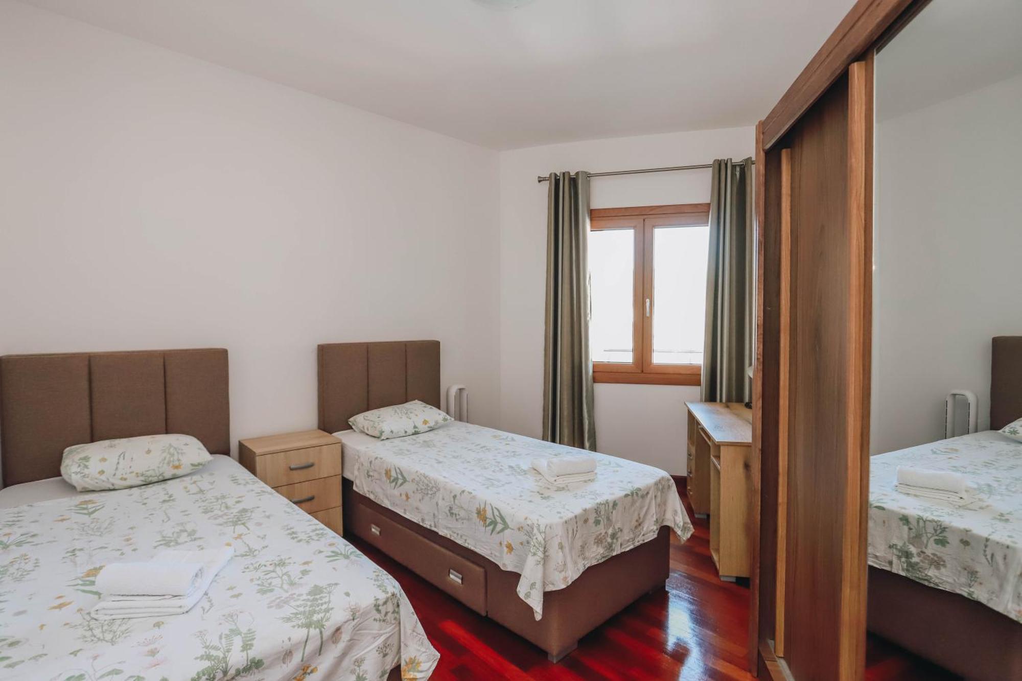 Apartment Near Ponta Nova Of Rafailovici Bečići Exterior foto